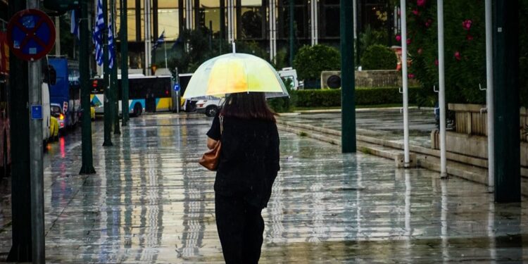 Καιρός: Τοπικές βροχές και καταιγίδες σήμερα στο μεγαλύτερο μέρος της χώρας