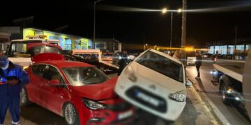 Καραμπόλα 7 αυτοκινήτων στον κόμβο Ζαφείρη – Βίντεο από το σημείο του τροχαίου