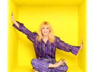 Αυτούς τους ξεχωριστούς καλεσμένους υποδέχεται η Σμαράγδα Καρύδη το Σάββατο