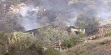 Αναζωπύρωση της φωτιάς στην Κερατέα