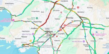 Κίνηση: Τροχαίο μετά την έξοδο της Αττικής Οδού στην Αγία Παρασκευή