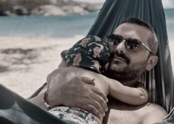 Ανέβασε φωτογραφία του μικρού Κίμωνα και «έλιωσε» το Instagram