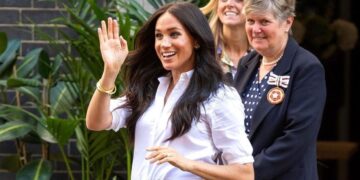 Μοιράστηκε νέες φωτογραφίες των παιδιών της, Άρτσι και Λίλιμπετ