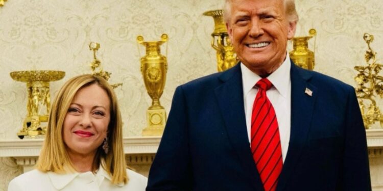 Τραμπ και Μελόνι ανταλλάσσουν φιλοφρονήσεις στο Χ