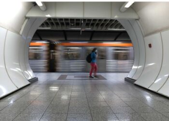 Πρωτομαγιά: Ποιες ώρες θα λειτουργήσουν οι γραμμές 2 & 3 του Μετρό
