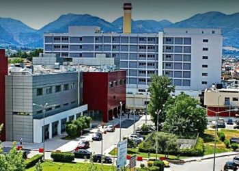 Στο νοσοκομείο 5 άτομα με τροφική δηλητηρίαση έπειτα από γεύμα σε ταβέρνα