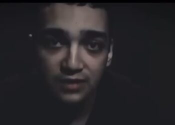 Η ένοπλη πτέρυγα της Χαμάς έδωσε στη δημοσιότητα βίντεο ενός εν ζωή Ισραηλινοαμερικανού ομήρου