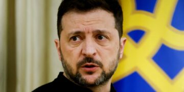 Απογοητευμένος ο Ζελένσκι από την αντίδραση της αμερικανικής πρεσβείας για την επίθεση με πυραύλους