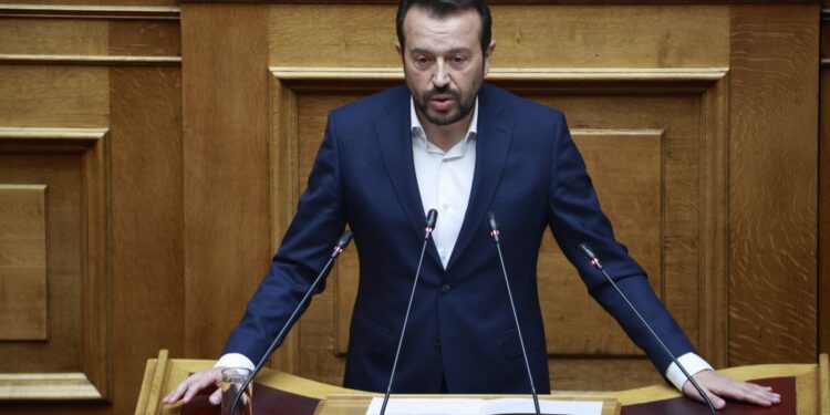 Ομολογία ενοχής αν επιχειρήσουν να χειριστούν την περίπτωση Καραμανλή, όπως του Τριαντόπουλου