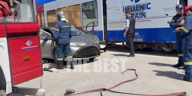 Πάτρα: Τρένο συγκρούστηκε με αυτοκίνητο στην Ανθείας