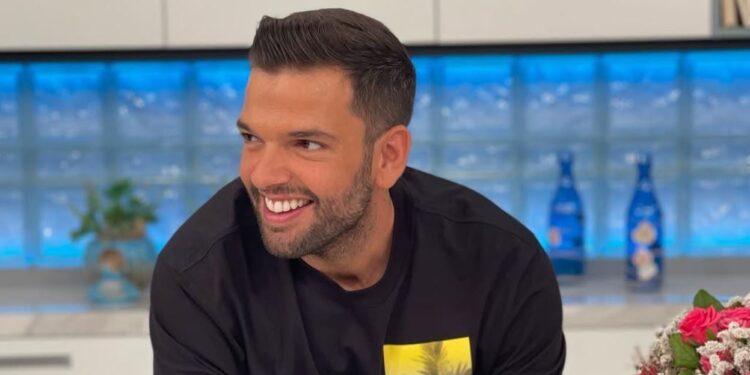 «Είχε μελανιάσει το παιδί μέσα στη θάλασσα από το νερό που είχε πιεί, ήμουν έτοιμος να του κάνω ΚΑΡΠΑ»