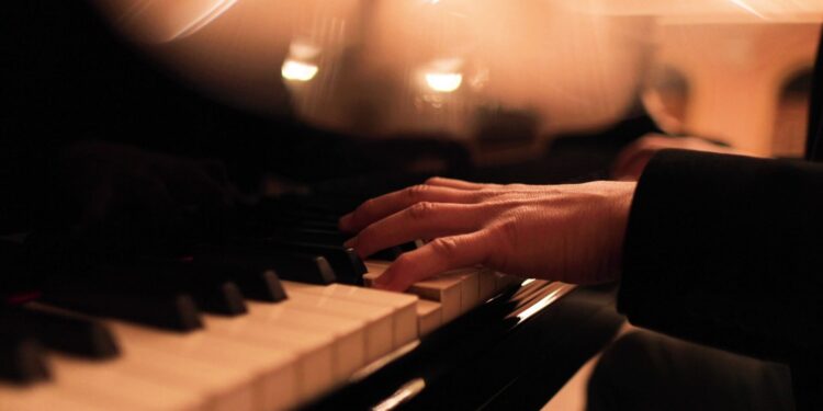 Για ποια Ελίζα; Η ιστορία πίσω από τη μελωδία που αγγίζει την πιο τρυφερή χορδή μας