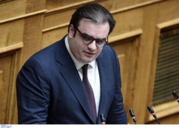 Πιερρακάκης για δασμούς Τραμπ: Είναι στροφή στον προστατευτισμό