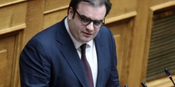 Πιερρακάκης για δασμούς Τραμπ: Είναι στροφή στον προστατευτισμό