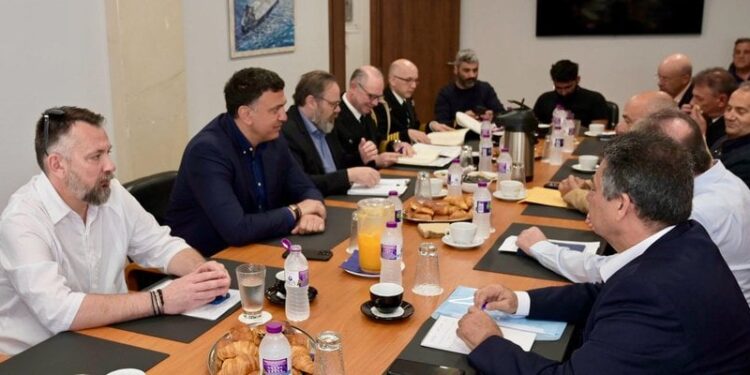 Θα συνεργαστούμε με εντιμότητα και ειλικρίνεια προς όφελος των ναυτικών και της ναυτιλιακής κοινότητας