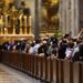 Πάπας Φραγκίσκος: 128.000 πιστοί πέρασαν ήδη από το λαϊκό προσκύνημα – Συνεχίζονται οι «ζυμώσεις» των Καρδιναλίων για το Κονκλάβιο