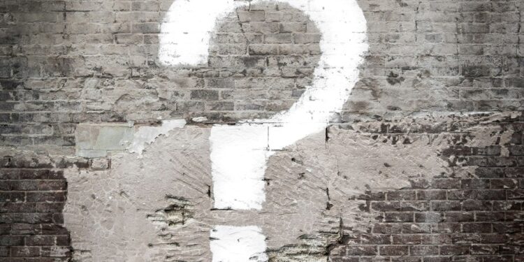 Τι σημαίνει η φράση «Δρυός πεσούσης πας ανήρ ξυλεύεται» και από πού προέρχεται