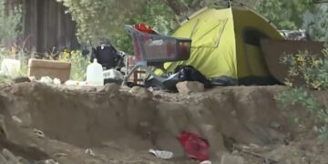 Τροχαίο στου Ρέντη: Σε σκηνές κάτω από την γέφυρα ζούσε η 13χρονη Παρασκευούλα που σκοτώθηκε