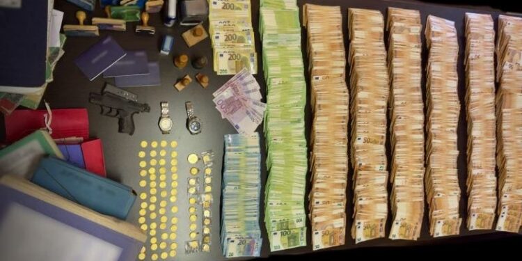 Εισαγγελική πρόταση- κόλαφος για το κύκλωμα διαφθοράς 