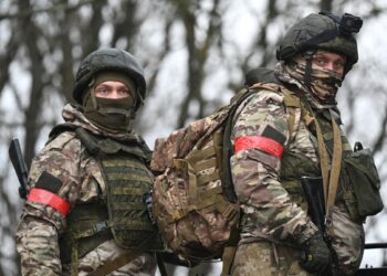 Οι «αθόρυβες» ρωσικές στρατιωτικές κινήσεις που «τσιτώνουν» την Ευρώπη