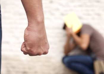 Συνελήφθη 14χρονος που χτύπησε στο πρόσωπο 16χρονο και τον έστειλε στο νοσοκομείο