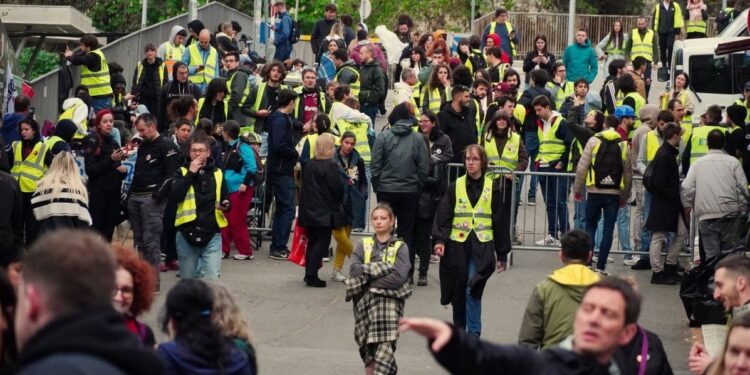 Παραμένει αποκλεισμένη από φοιτητές η δημόσια τηλεόραση της χώρας