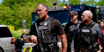 Δύο οι νεκροί από τους πυροβολισμούς στη Φλόριντα