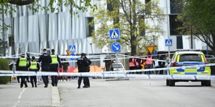 Συνελήφθη 16χρονος ως ύποπτος για την δολοφονία 3 ανθρώπων