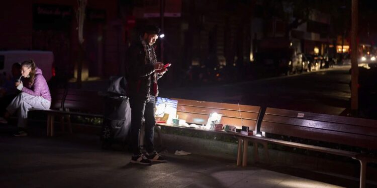 Μπλακ άουτ στην Ιβηρική Χερσόνησο: Οι ενεργειακές διασυνδέσεις της Ισπανίας στο μικροσκόπιο