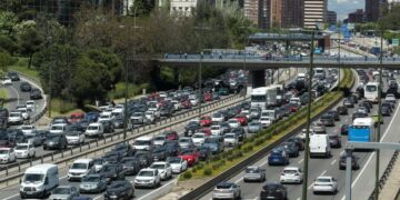 Αποκαταστάθηκε η ηλεκτροδότηση σε πολλές περιοχές της χώρας