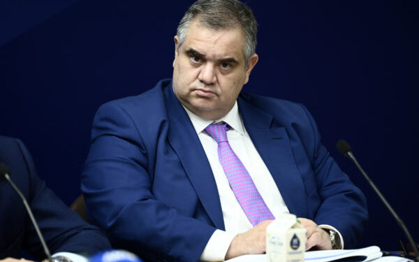 Σπανάκης: Αναδρομική απαλλαγή δημοτικών τελών για κενά ακίνητα