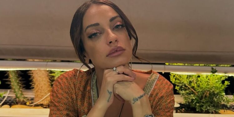 Στεφανία Γκουρνέλου: «Υπήρχαν περίοδοι που δεν ήθελα να βγω από το σπίτι