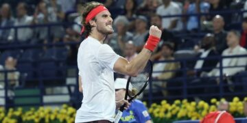 Επαγγελματική εμφάνιση και πρόκριση στους «8» του τουρνουά της Βαρκελώνης