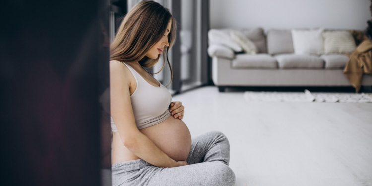 Δεν αντέχει την υπερβολικά στενή σχέση που έχει ο σύντροφός της με την μητέρα του – «Θέλει να μείνει μαζί μας