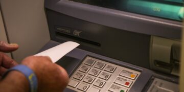 Η εγχείρηση πέτυχε, ο ασθενής…