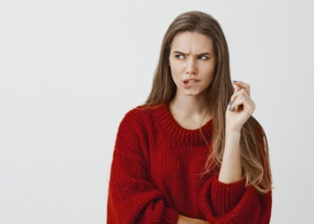 Οι 7 φράσεις που χρησιμοποιεί μια γυναίκα όταν είναι δυστυχισμένη, αλλά δεν το παραδέχεται