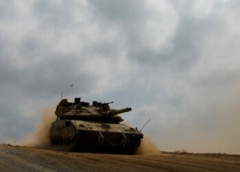 «Τανκς αντί για αυτοκίνητα», για να σωθεί η γερμανική οικονομία