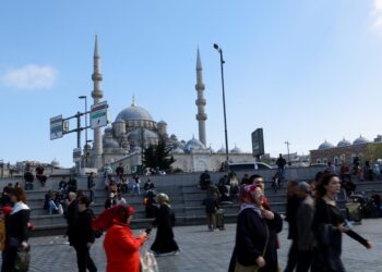 Τουρκία: «Πόλεμος» των σεισμολόγων για την επομένη των 6,2 Ρίχτερ στην Κωνσταντινούπολη