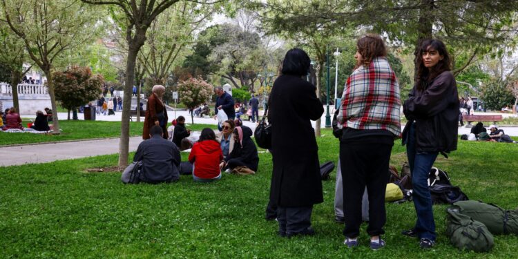 Ανησυχία καθηγητή γεωλογίας γιατί η σεισμική ακολουθία φαίνεται να κινείται προς το τμήμα του ρήγματος που δεν είχε «σπάσει»