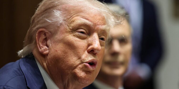 Συνέντευξη στον Τζέφρι Γκόλντμπεργκ που αποκάλυψε το Signalgate θα παραχωρήσει απόψε ο πρόεδρος Τραμπ