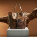 Jurassic… Bag: Επιστήμονες επιχειρούν να φτιάξουν πολυτελείς τσάντες από δέρμα Τυραννόσαυρου Ρεξ