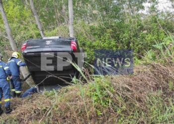 Τροχαίο στις Σέρρες: Αυτοκίνητο εξετράπη της πορείας του και «τούμπαρε»
