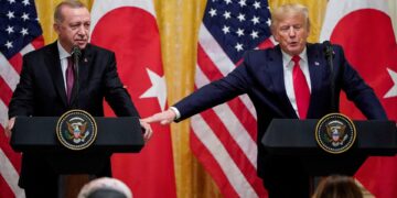 Ο Ερντογάν ψήλωσε, το ισραηλινό χαρτί της Αθήνας μόλις κάηκε και 15 δισ. έγιναν στάχτη