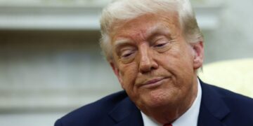 Τραμπ: Οι πρώτες πασχαλινές ευχές ήταν φυσιολογικές