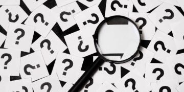 Τι σημαίνει η φράση «έφαγε το ξύλο της χρονιάς του» και από πού προέρχεται