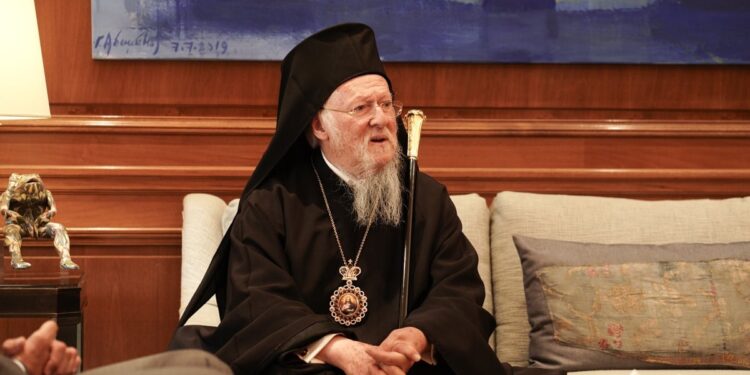 Προσευχόμαστε να εκλεγεί ένας άξιος διάδοχος του Πάπα Φραγκίσκου