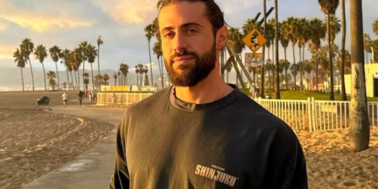 Άβολη στιγμή για τον Κωνσταντίνο Βασάλο: «Mη με χτυπάς στο αδύνατό μου σημείο