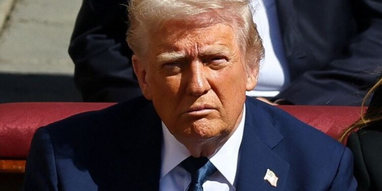 Νέα επίθεση του Ντόναλντ Τραμπ στον επικεφαλής της Fed, Τζερόμ Πάουελ: «Δεν κάνει καλή δουλειά»