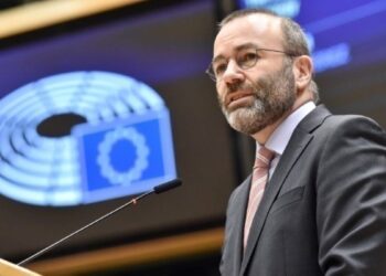 Ευρωπαϊκό Λαϊκό Κόμμα: Επανεξελέγη στην προεδρία ο Μάνφρεντ Βέμπερ