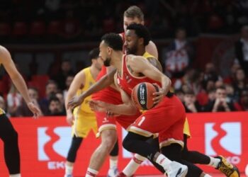 Μακάμπι Τελ Αβίβ 99-93: Πρώτος με «υπογραφή» Φουρνιέ